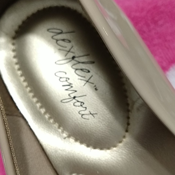 💥5 for$20💥 Deflex Comfort Patent leather pumps - Picture 3 of 4